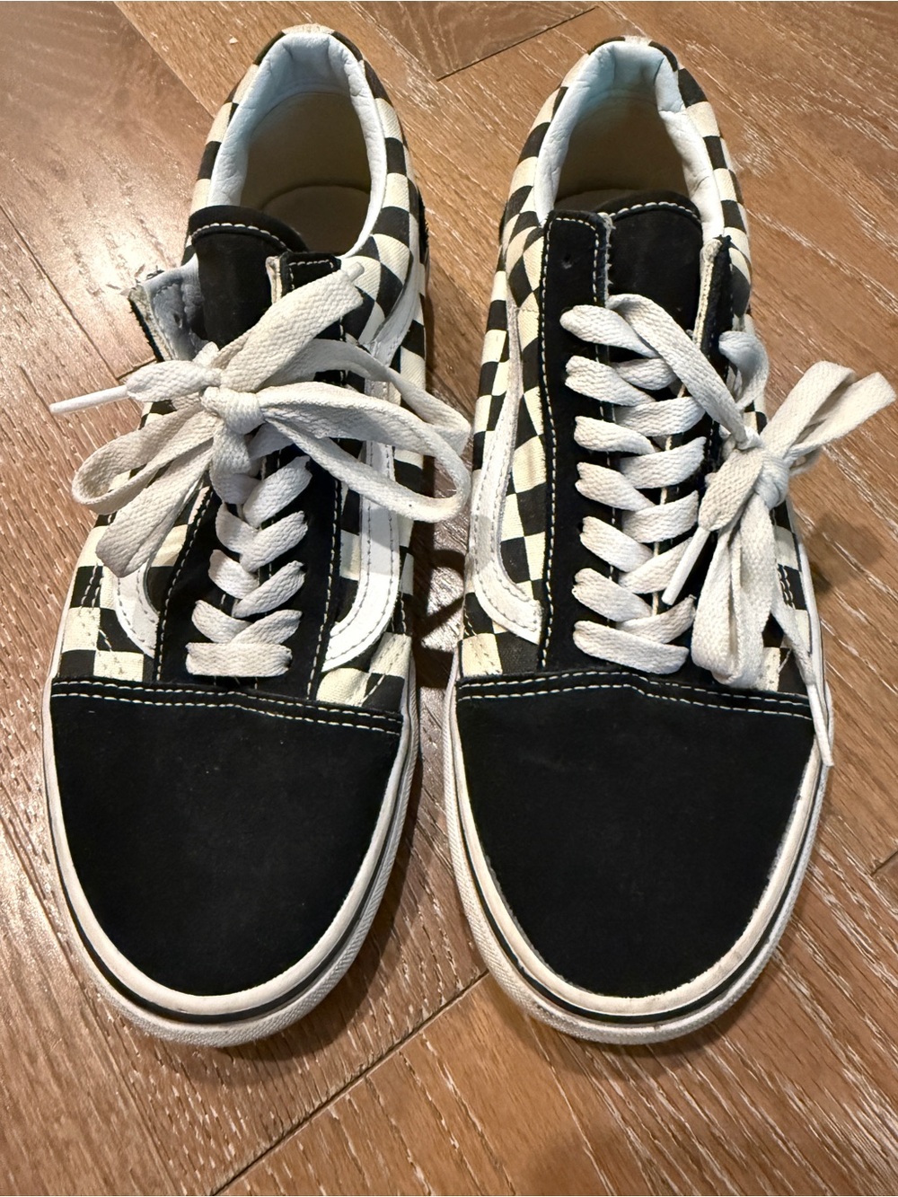VANS Old Skool Checkerboard Sneakers. Women’s size 9, Men’s size 7.5